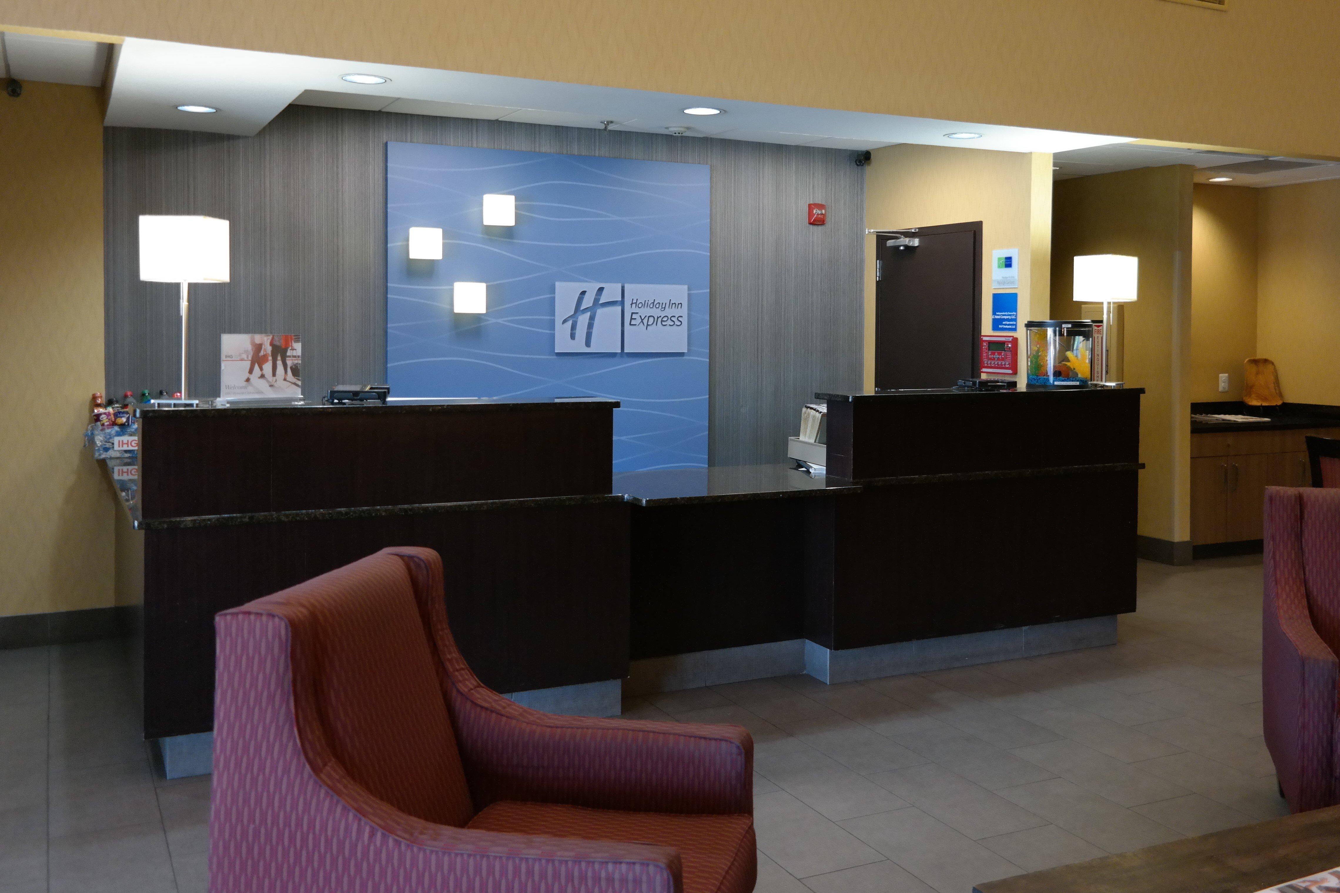 Holiday Inn Express Fredericksburg - Southpoint By Ihg Ngoại thất bức ảnh