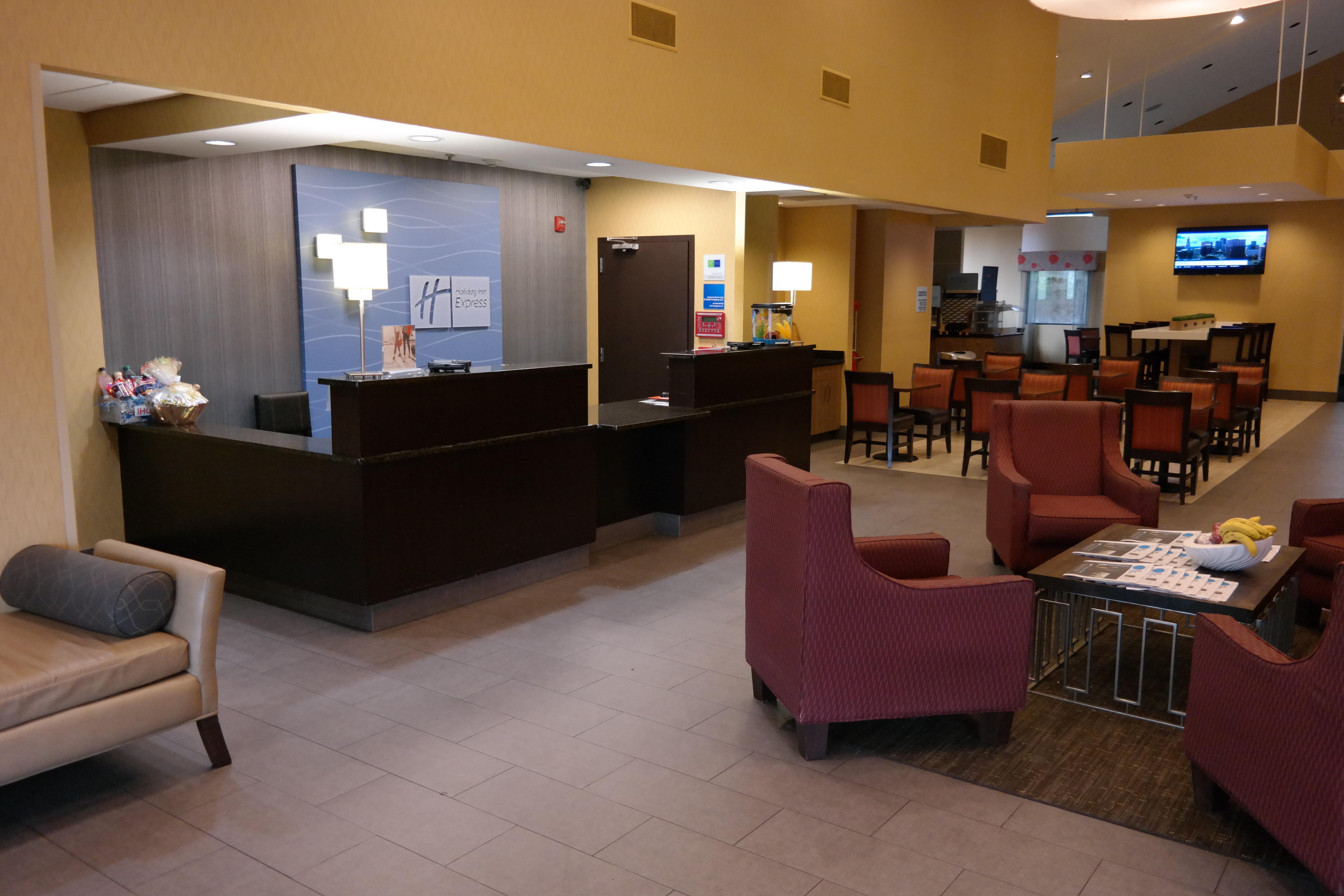 Holiday Inn Express Fredericksburg - Southpoint By Ihg Ngoại thất bức ảnh
