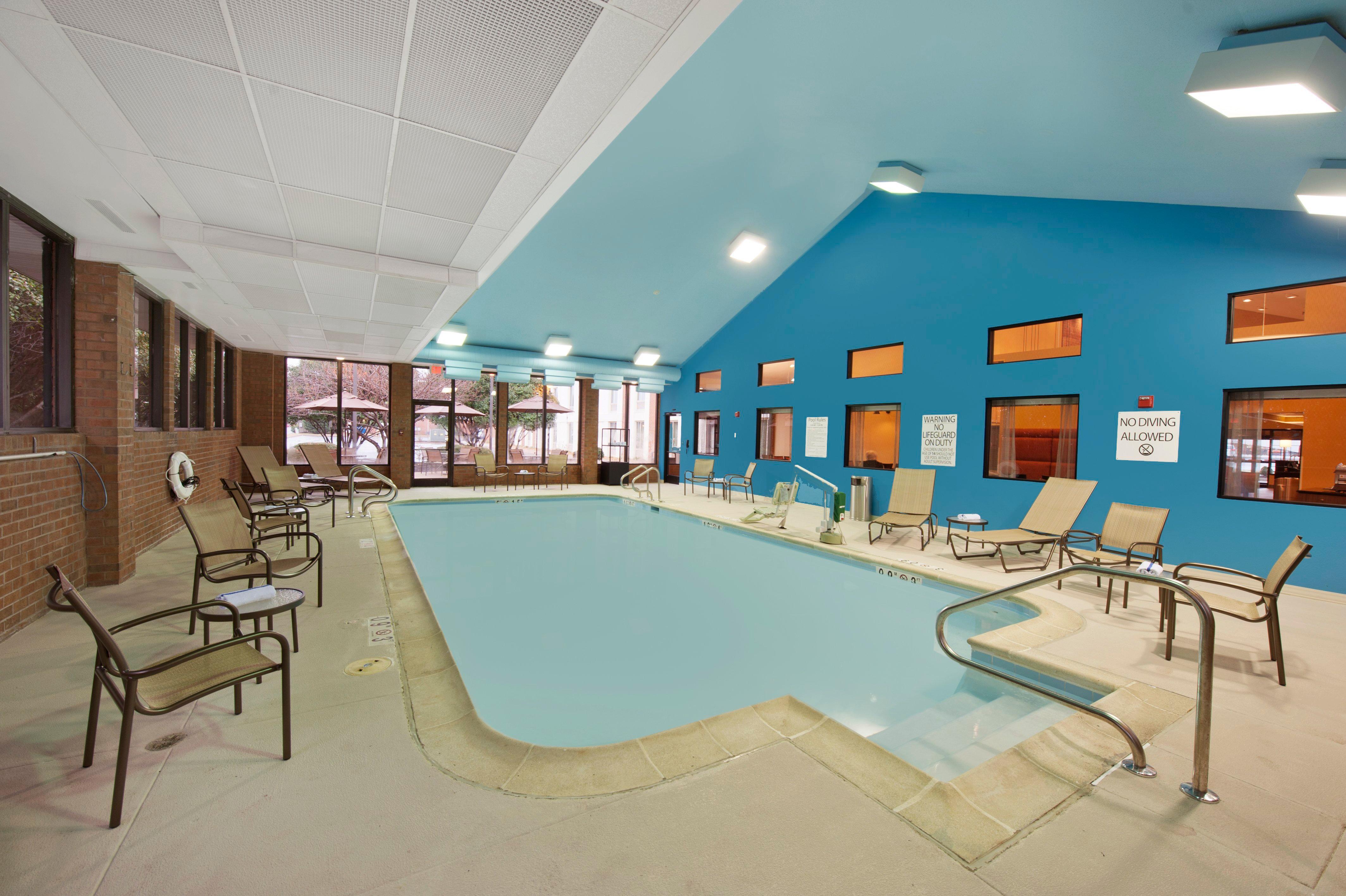 Holiday Inn Express Fredericksburg - Southpoint By Ihg Ngoại thất bức ảnh