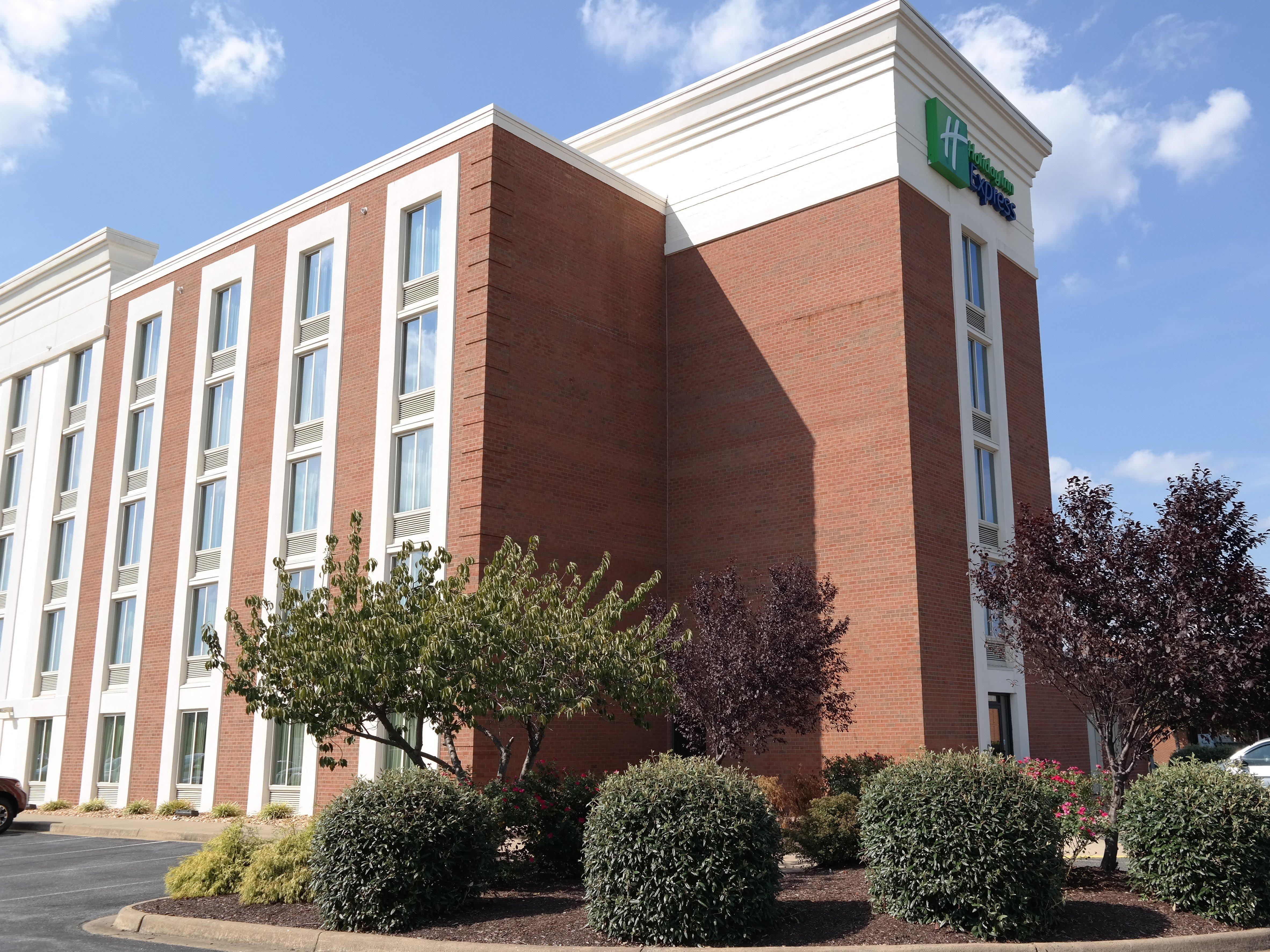 Holiday Inn Express Fredericksburg - Southpoint By Ihg Ngoại thất bức ảnh