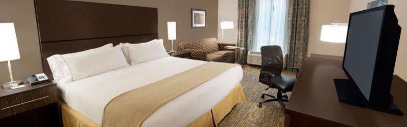 Holiday Inn Express Fredericksburg - Southpoint By Ihg Ngoại thất bức ảnh
